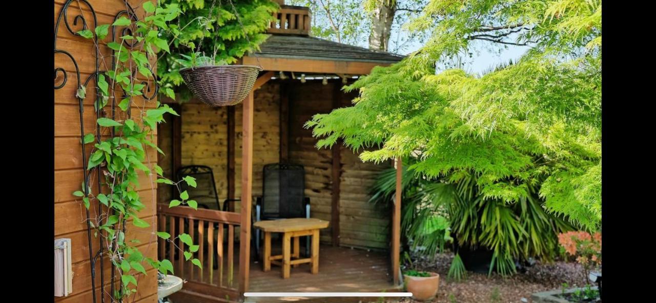 Woodside Lodge Thurstaston Bagian luar foto