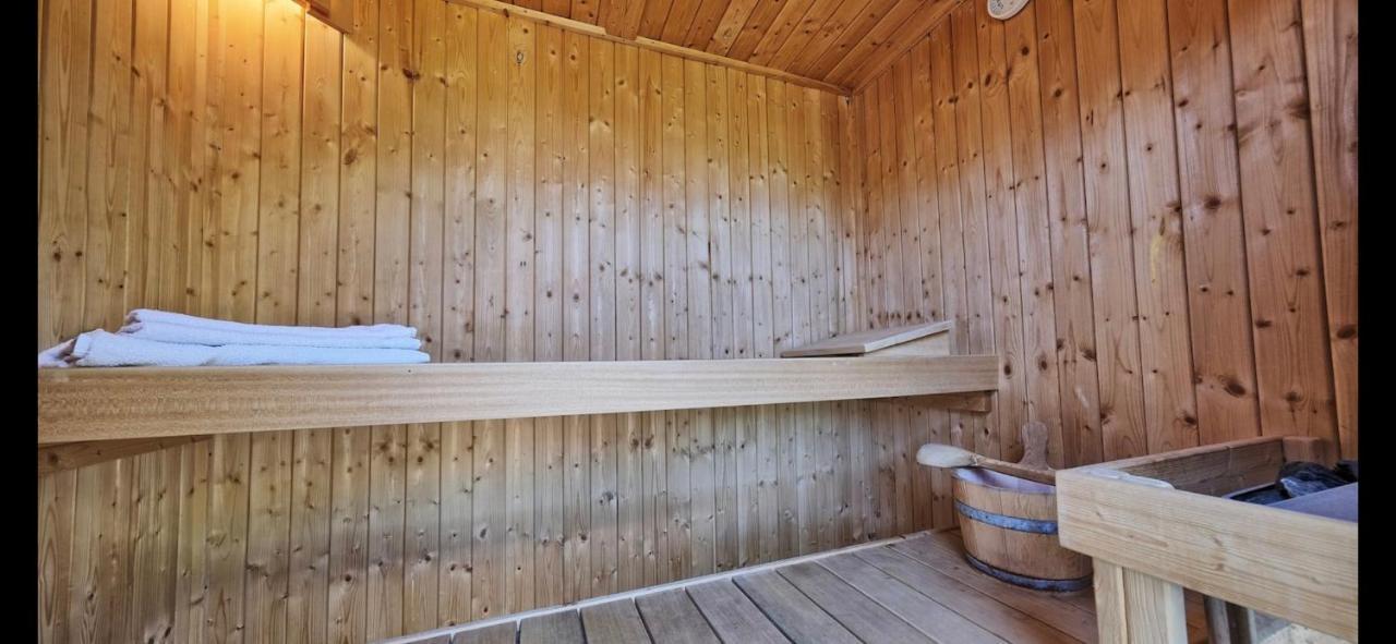 Woodside Lodge Thurstaston Bagian luar foto